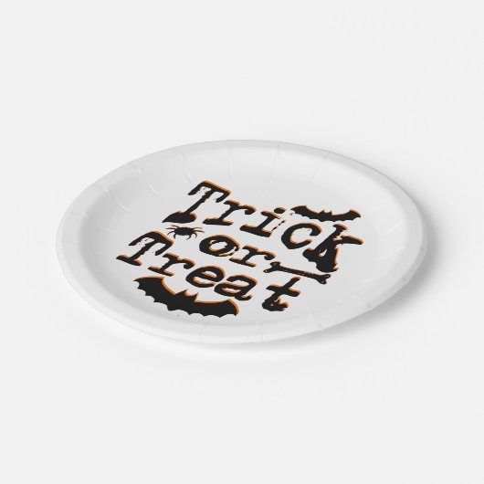 tricksen oder behandeln pappteller (Schrägansicht)