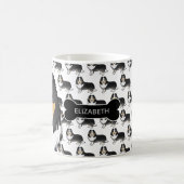 Tricolor Cartoon Sheltie mit Dogenknochen und Name Kaffeetasse (Mittel)