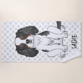 Tricolor Cavalier King Charles Spaniel Dog & Name Strandtuch (Vorderseite)