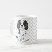 Tricolor Cavalier King Charles Spaniel Dog & Paws Kaffeetasse (Vorderseite Links)