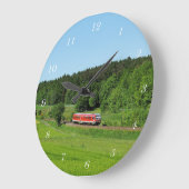 Triebwagen bei Wiesenfeld Große Wanduhr (Winkel)