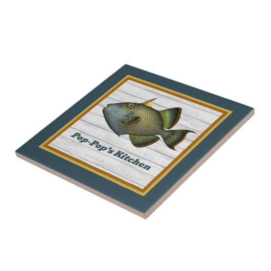 Triggerfisch in Aquamarinem Gold und Orange mit Na Fliese (Seite)