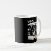 TRIGUN Set auf dem fiktiven Planeten, bekannt als  Kaffeetasse (VorderseiteRechts)