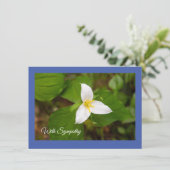 Trillium Wild Blume Flat Card Feiertagskarte (Stehend Vorderseite)