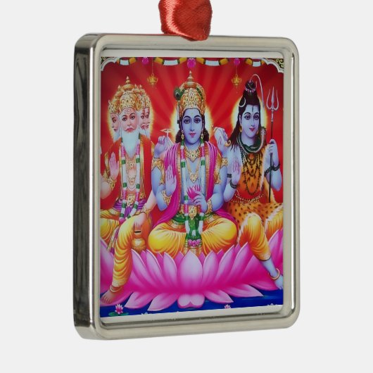 Trimurti Verzierung Silbernes Ornament (Rechts)