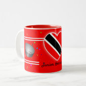 Trinidad und Tobago Flag & Steelpan (Ihr Name) Zweifarbige Tasse (Vorderseite Links)