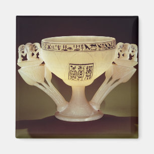 Trinkbecher in Form von Hälfte-geöffnet Magnet