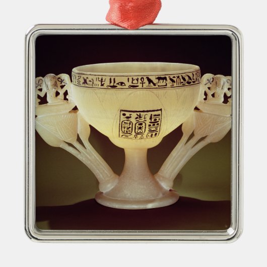 Trinkbecher in Form von Hälfte-geöffnet Silbernes Ornament (Vorne)