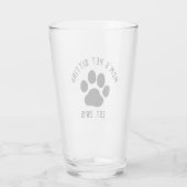 Trinken des Hundetatzen-Druck-das personalisierte Glas (Rückseite)