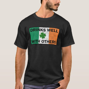 Trinken Sie gut mit anderen irischen Flag St Patri T-Shirt