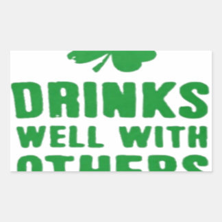 Trinken Sie gut mit anderen St. Patrick's Day T-Sh Rechteckiger Aufkleber