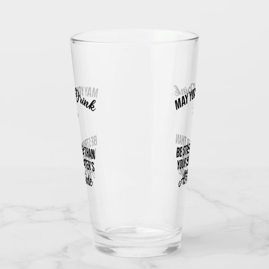 Trinken Sie mehr als Ihr Töchterchen Glas (Links)