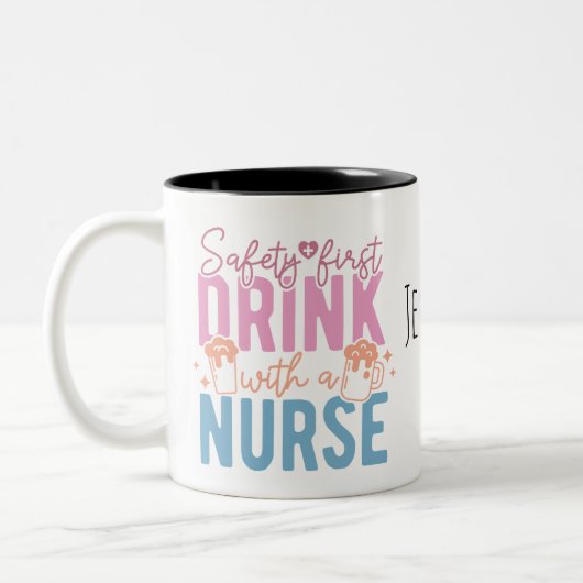 Trinken Sie mit einem Nurse Individuelle Name Coff Zweifarbige Tasse (Links)