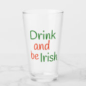 Trinken und irisch sein glas (Vorderseite)