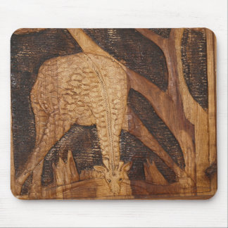 Trinkende afrikanische Giraffe Mousepad