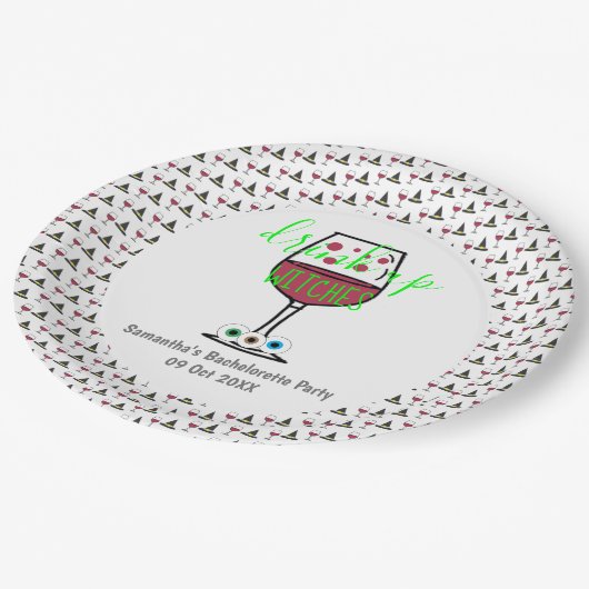 Trinkhexen Halloween Bachelorette Pappteller (Schrägansicht)