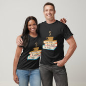 Trinkkaffee Lesen Bücher glücklich sein T-Shirt (Unisex)
