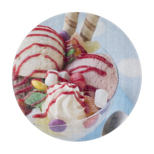 Trio der Eiscreme und des süßen Eiscremebechers Schneidebrett (Vorderseite)