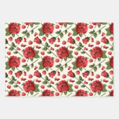 Trio of Romantic Red Roses Foliage on Multi Tones Geschenkpapier Set (Vorderseite 3)