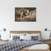 Trio von Lion Cubs mit Mutter Leinwanddruck (Insitu (Schlafzimmer))