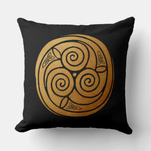 Triple Celtic Knot Swirl Mandala Kissen