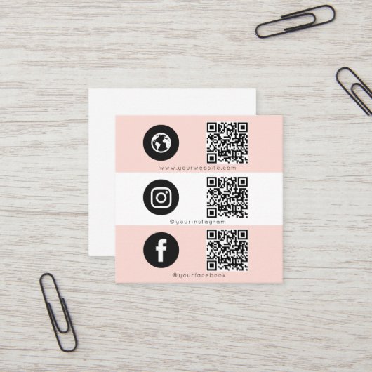 Triple Icon QR Code Social Media Pink Feminine Quadratische Visitenkarte (Vorderseite/Rückseite Beispiel)