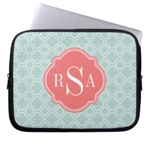 Triple Monogram Coral Minze Quatrefoil Muster Laptopschutzhülle