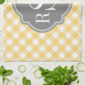 Triple Monogram Grau Yellow Gingham Pattern Handtuch (Gefaltet)