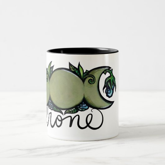 Triple Moon Crone Goddess Pagan Art Zweifarbige Tasse (Mittel)