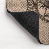 Triple Moon mit Pentagram und Baum des Lebens Mousepad (Ecke)