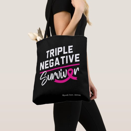 Triple Negative Survivor Brustkrebs Bewusstsein Tasche (Von Nahem)