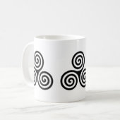 Triple Spiral Celtic Design Tasse (Vorderseite Links)