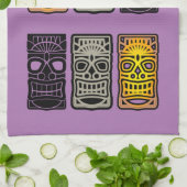 Triple Tiki Skulpturen Thunder_Cove Geschirrtuch (Gefaltet)