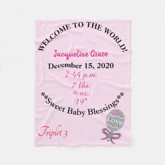 Triplet Baby Girl Pink Rattle Fleece Blanket (Vorderseite)