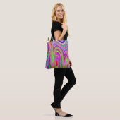 Trippelgelb und rosa Abstrakte Groovy Retro Art Tasche (Am Model)