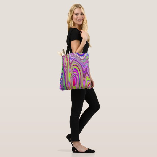 Trippelgelb und rosa Abstrakte Groovy Retro Art Tasche (Am Model)