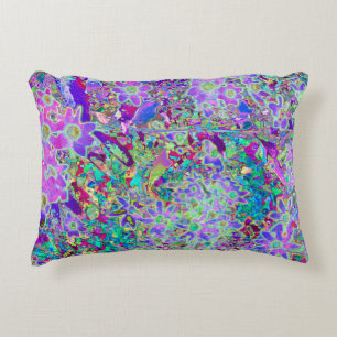 Trippy Abstrakte rosa und violette Blumen Dekokissen