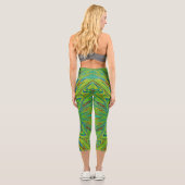 Trippy Chartreuse und Blue Abstrakt Butterfly Capri Leggings (Rückseite)