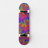 Trippy Funky Knallig Lebendig Regenbogen Abstrakt Skateboard (Vorderseite)