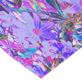 Trippy-Lila und Magenta-farbene Wildblumen Kurzer Tischläufer (Ecke)