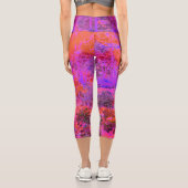 Trippy Magenta und Orange Impressionistischer Gart Capri Leggings (Rückseite)