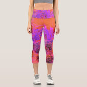 Trippy Magenta und Orange Impressionistischer Gart Capri Leggings (Vorderseite)