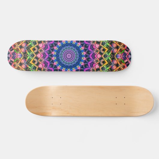 Trippy Psychedelic Kaleidoskop Skateboard (Horizontal)