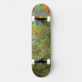 Trippy Psychedelic Spiral Fraktal Art Skateboard (Vorderseite)