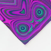 Trippy Retro Magenta und Schwarz Abstraktes Muster Fleecedecke (Ecke)