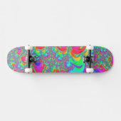 Trippy Retro Vibranntes Neon Rainbow Fraktal Art Skateboard (Horizontal)