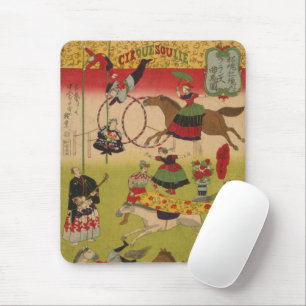 Triptychon-Druck zeigt Zirkus bei Yasukuni Jinja Mousepad