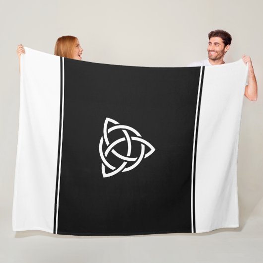 Triquetra Fleecedecke (Beispiel)