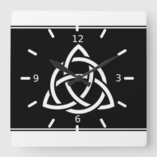 Triquetra Quadratische Wanduhr (Vorderseite)