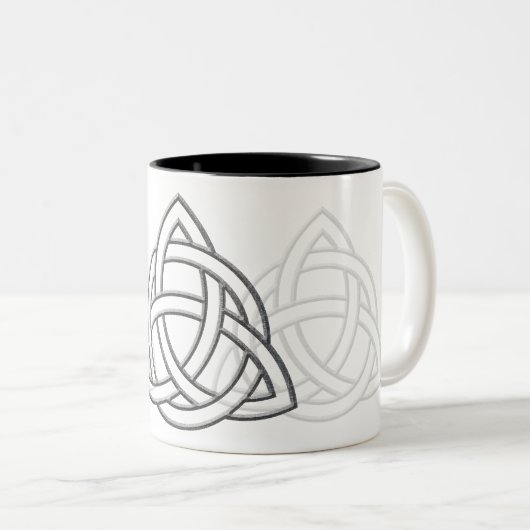 Triquetra silberne Schrägfläche Zweifarbige Tasse (VorderseiteRechts)